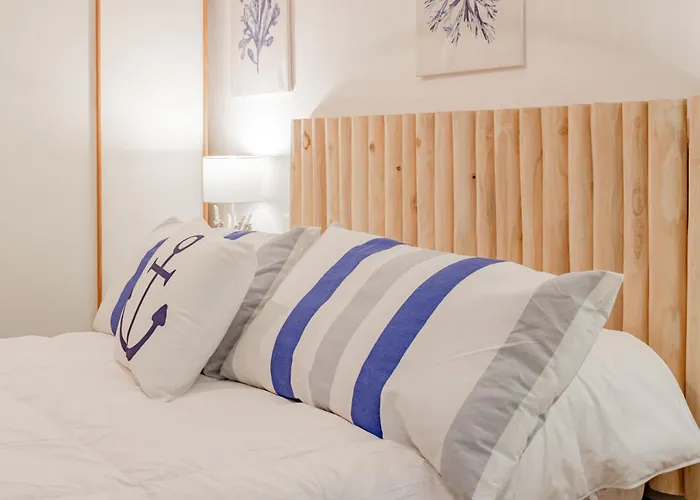 H11 A La Maison - Centro Apartament *