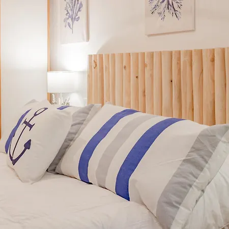 H11 A La Maison - Centro Apartment *