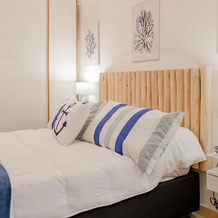 H11 A La Maison - Centro Apartment *